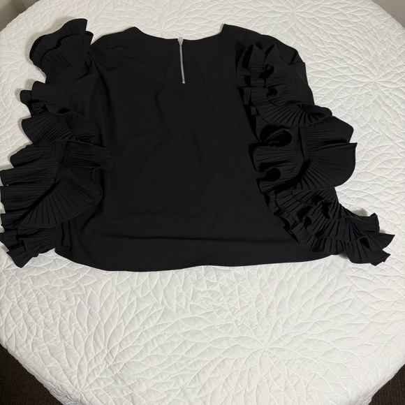Gracia Black Ruffle Sleeve Top - Picture 6 of 9